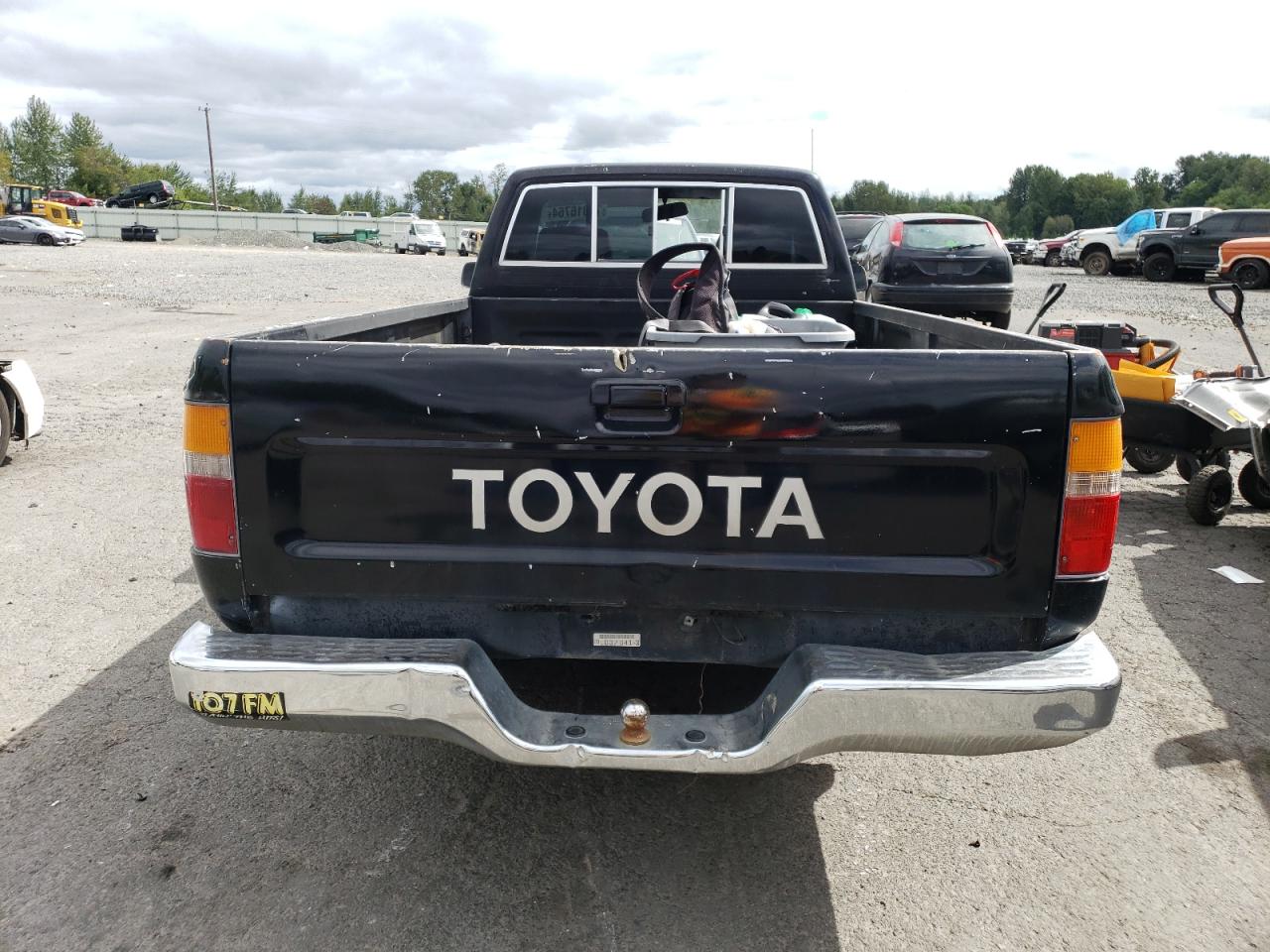 JT4VN82D9K5000669 1989 Toyota Pickup 1/2 Ton Long Wheelbase Dlx