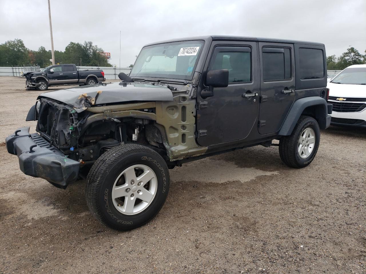 1C4BJWDG5JL891712 2018 Jeep Wrangler Unlimited Sport