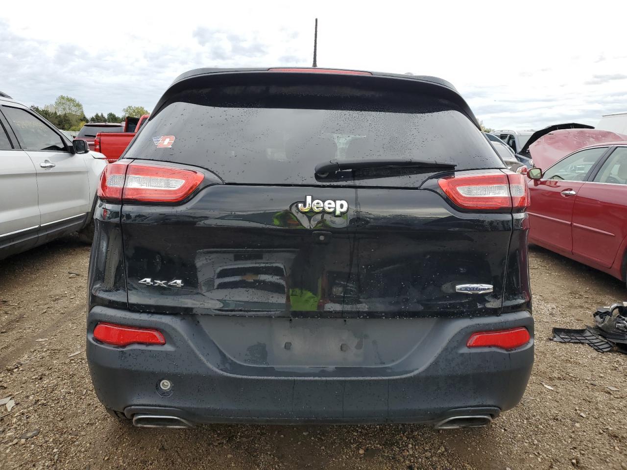 1C4PJMLX1JD618126 2018 Jeep Cherokee Latitude Plus