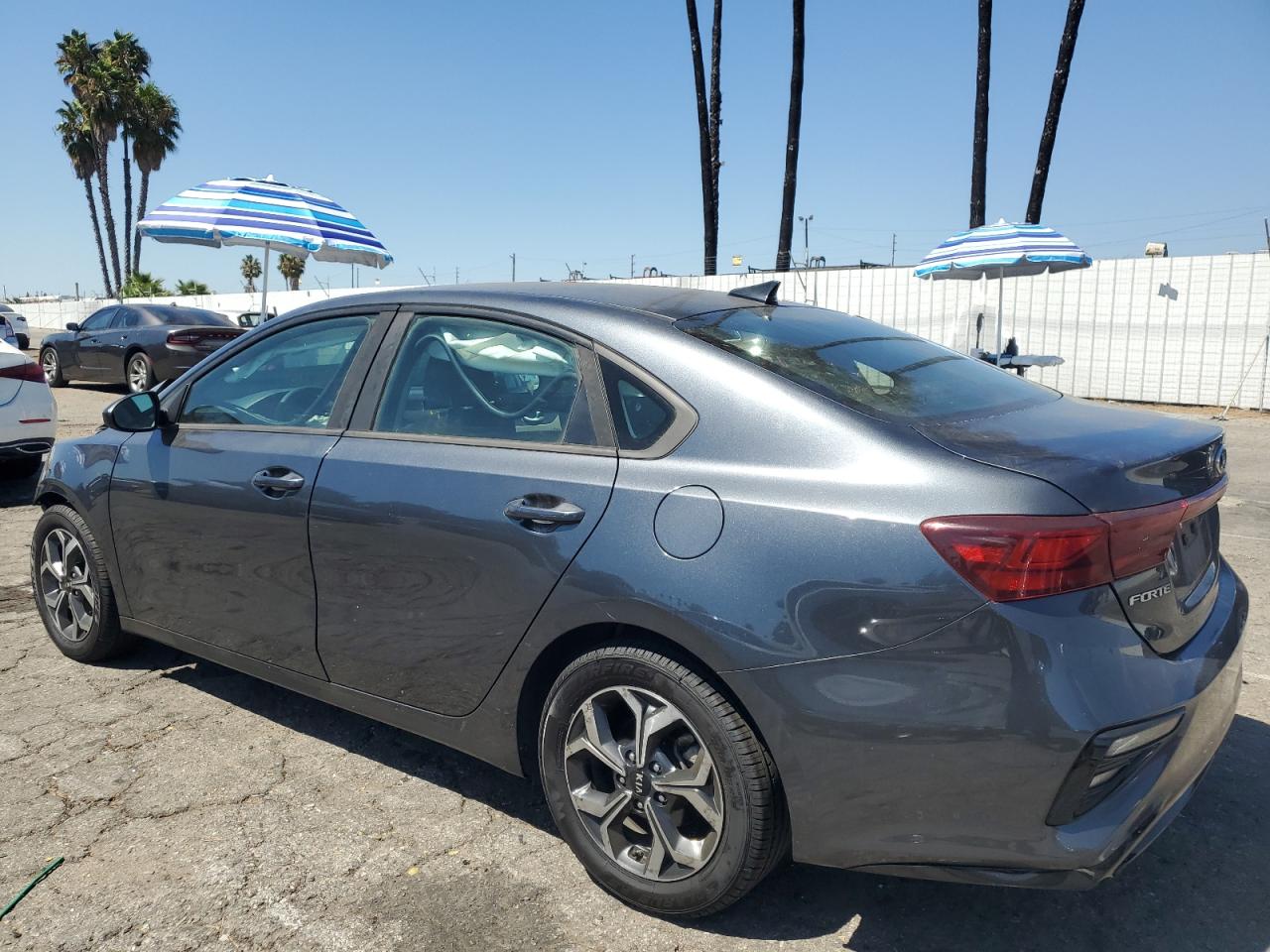 3KPF24AD6KE068925 2019 KIA FORTE - Image 2