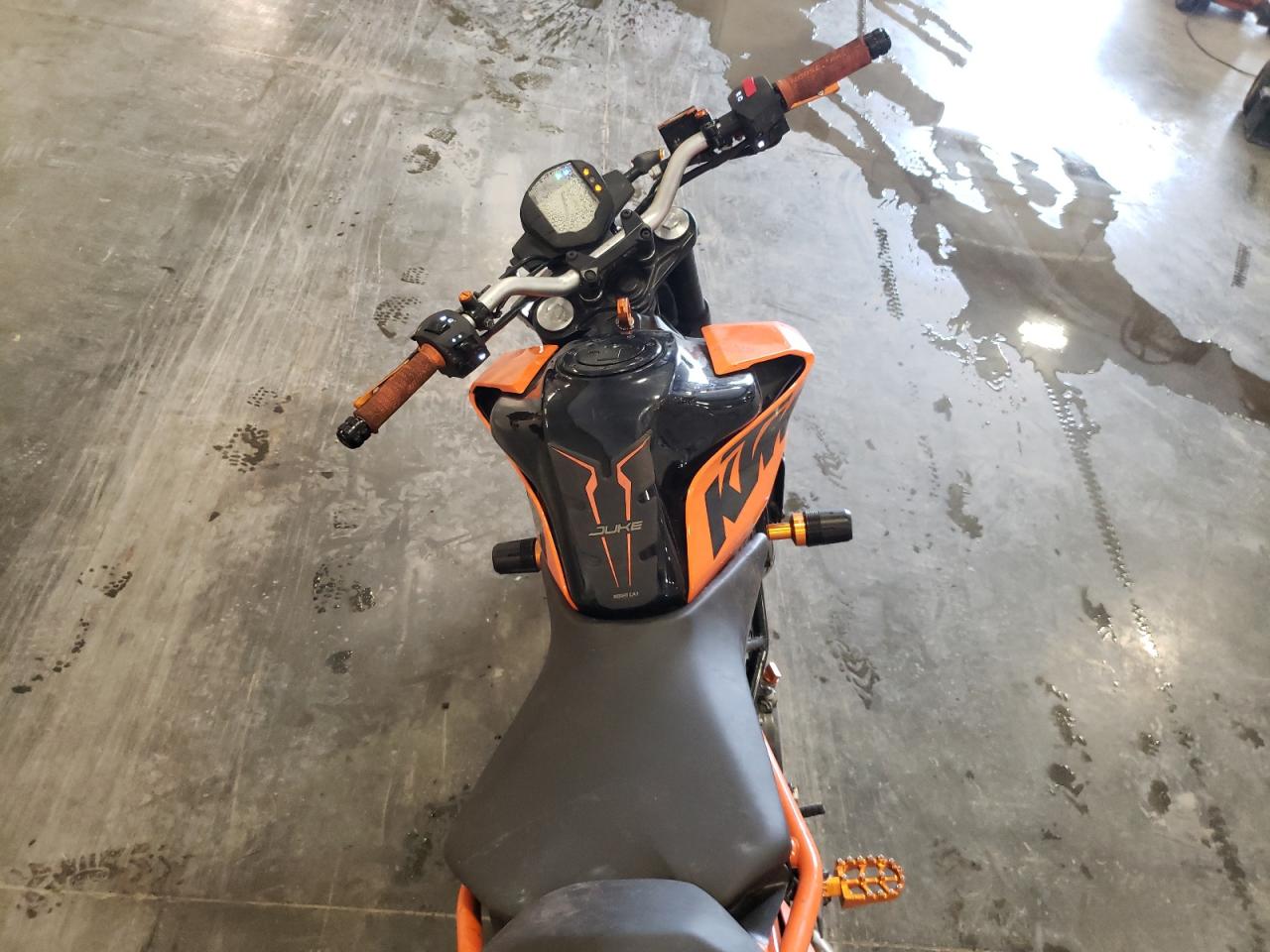 2023 Ktm 200 Duke VIN: MD2JPC400PC020537 Lot: 71804444