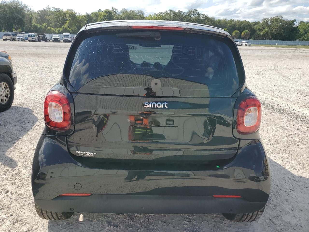 2018 Smart Fortwo VIN: WMEFJ9BA9JK284057 Lot: 72696324