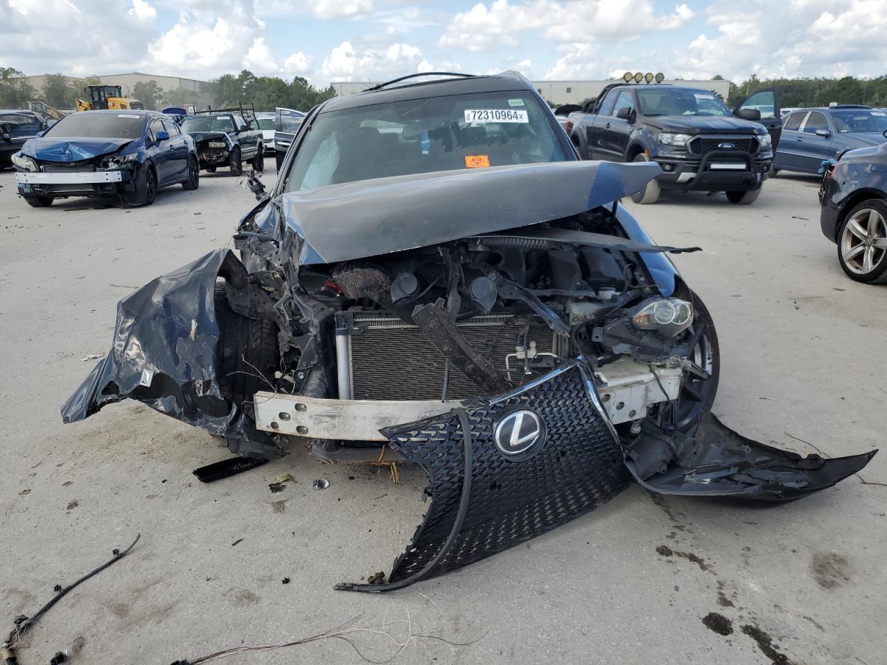 2014 Lexus IS - Image 5