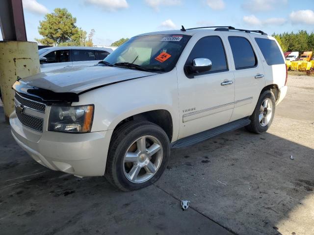 Паркетники CHEVROLET TAHOE 2014 Белый