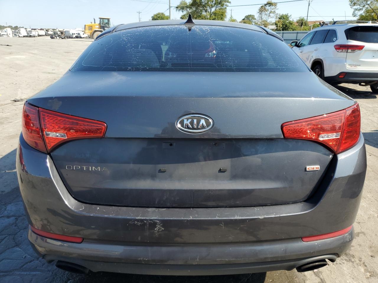 KNAGM4A78B5119228 2011 Kia Optima Lx