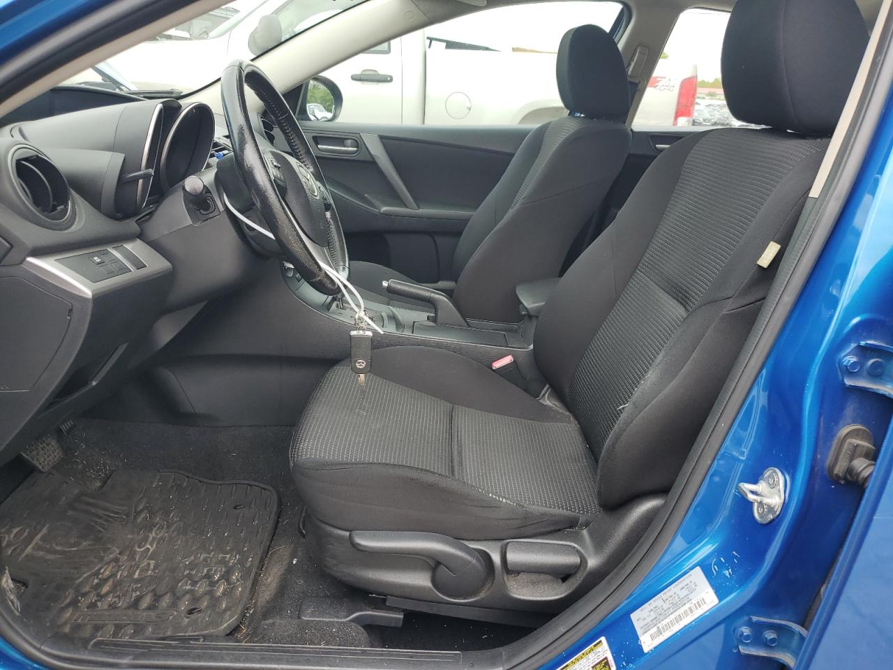 2012 Mazda 3 - Image 7