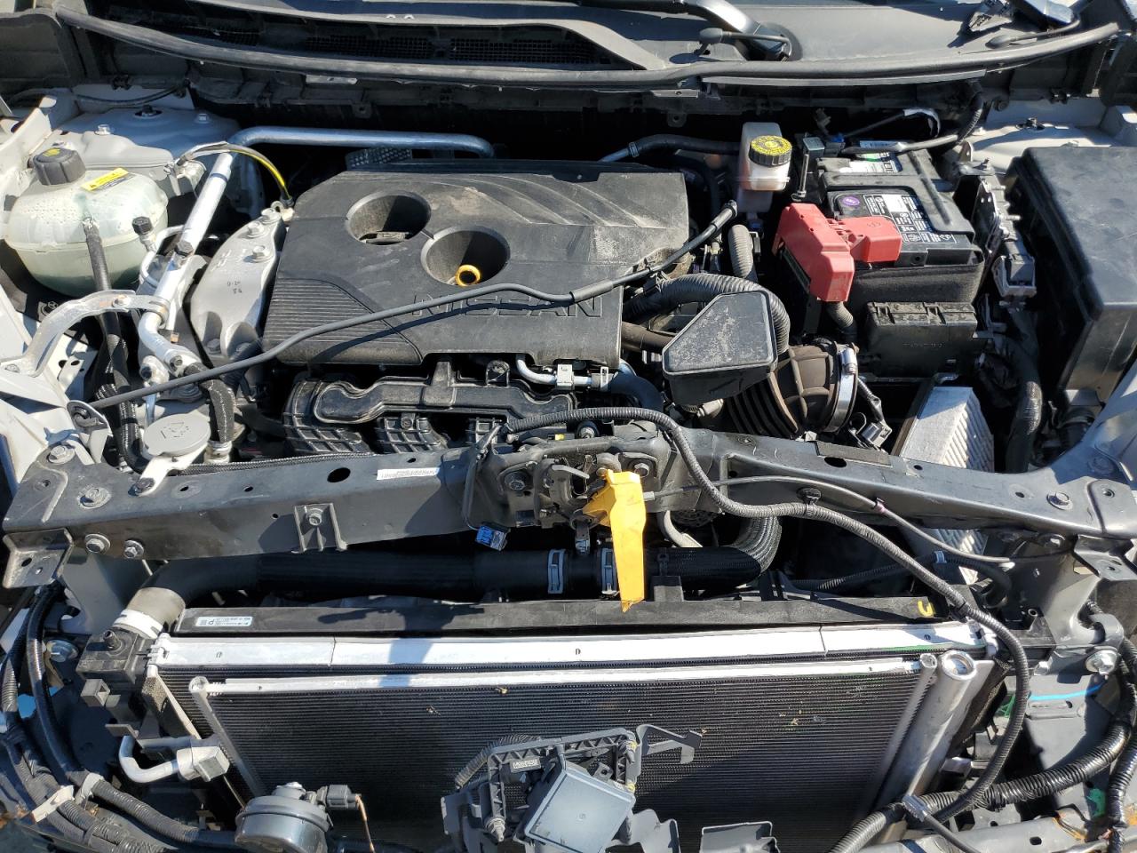 2021 Nissan Rogue - Image 12