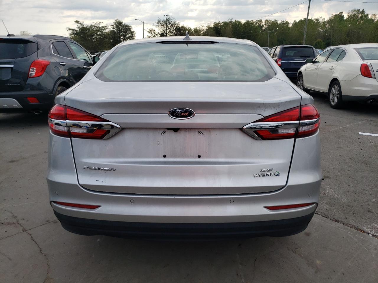 3FA6P0LU0KR235141 2019 Ford Fusion Se