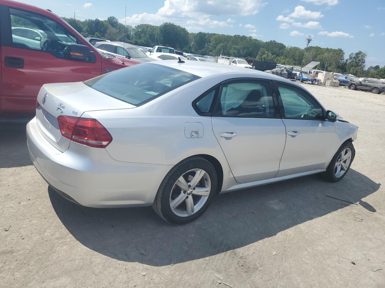 2014 Volkswagen Passat - Image 3