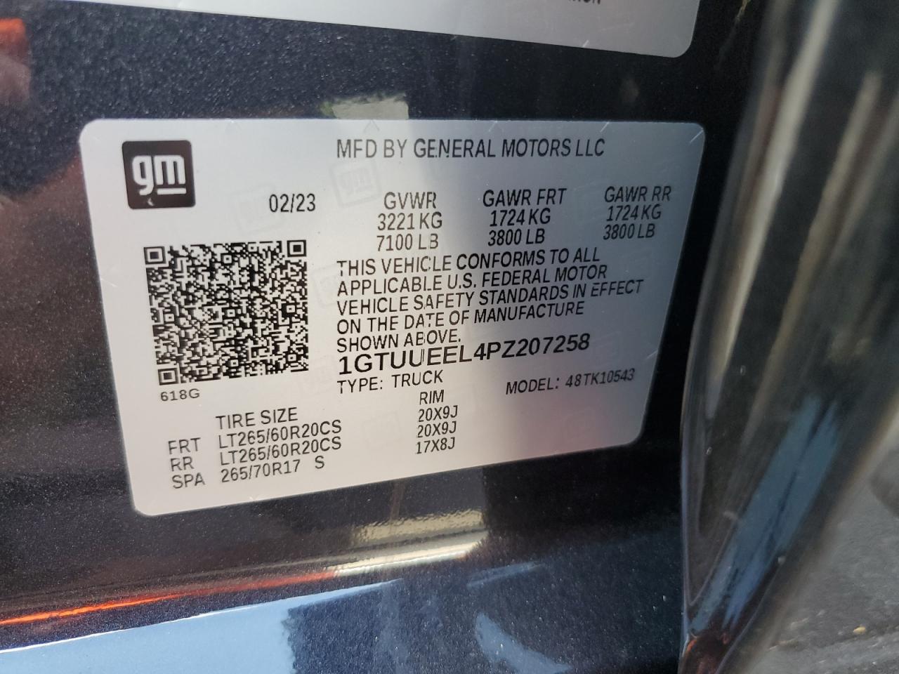 1GTUUEEL4PZ207258 2023 GMC Sierra K1500 At4