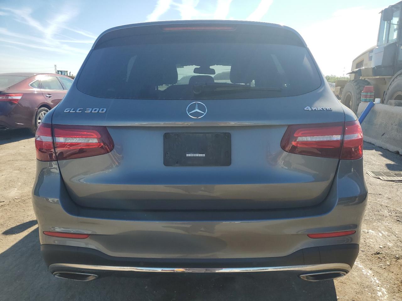 WDC0G4KB1HV006335 2017 Mercedes-Benz Glc 300 4Matic