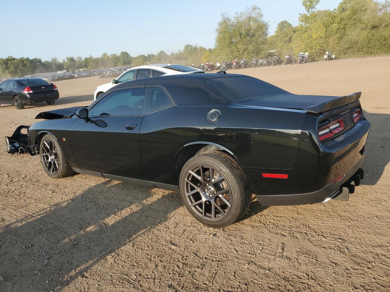 2C3CDZFJ5GH271457 2016 DODGE CHALLENGER - Image 2