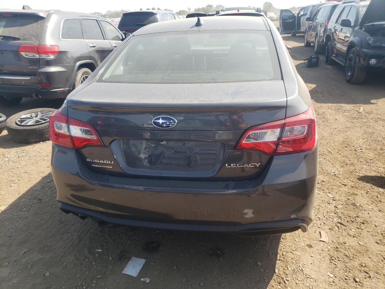 4S3BNAF6XJ3041845 2018 Subaru Legacy 2.5I Premium