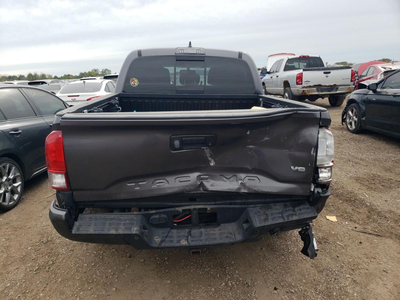 5TFCZ5ANXHX112656 2021 Toyota Tacoma Double Cab