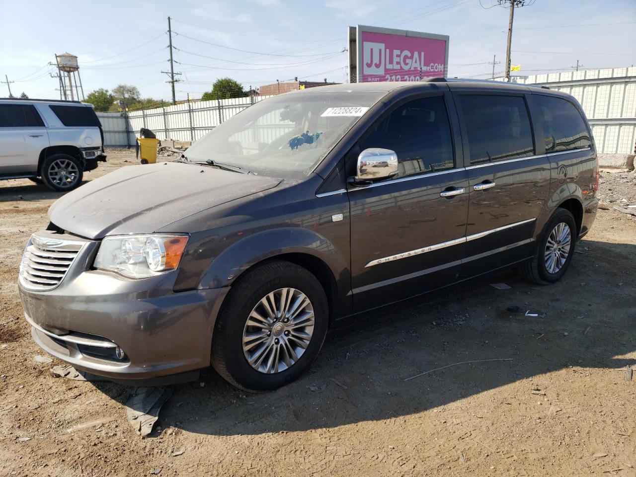 2014 Chrysler Town & Country - Image 1