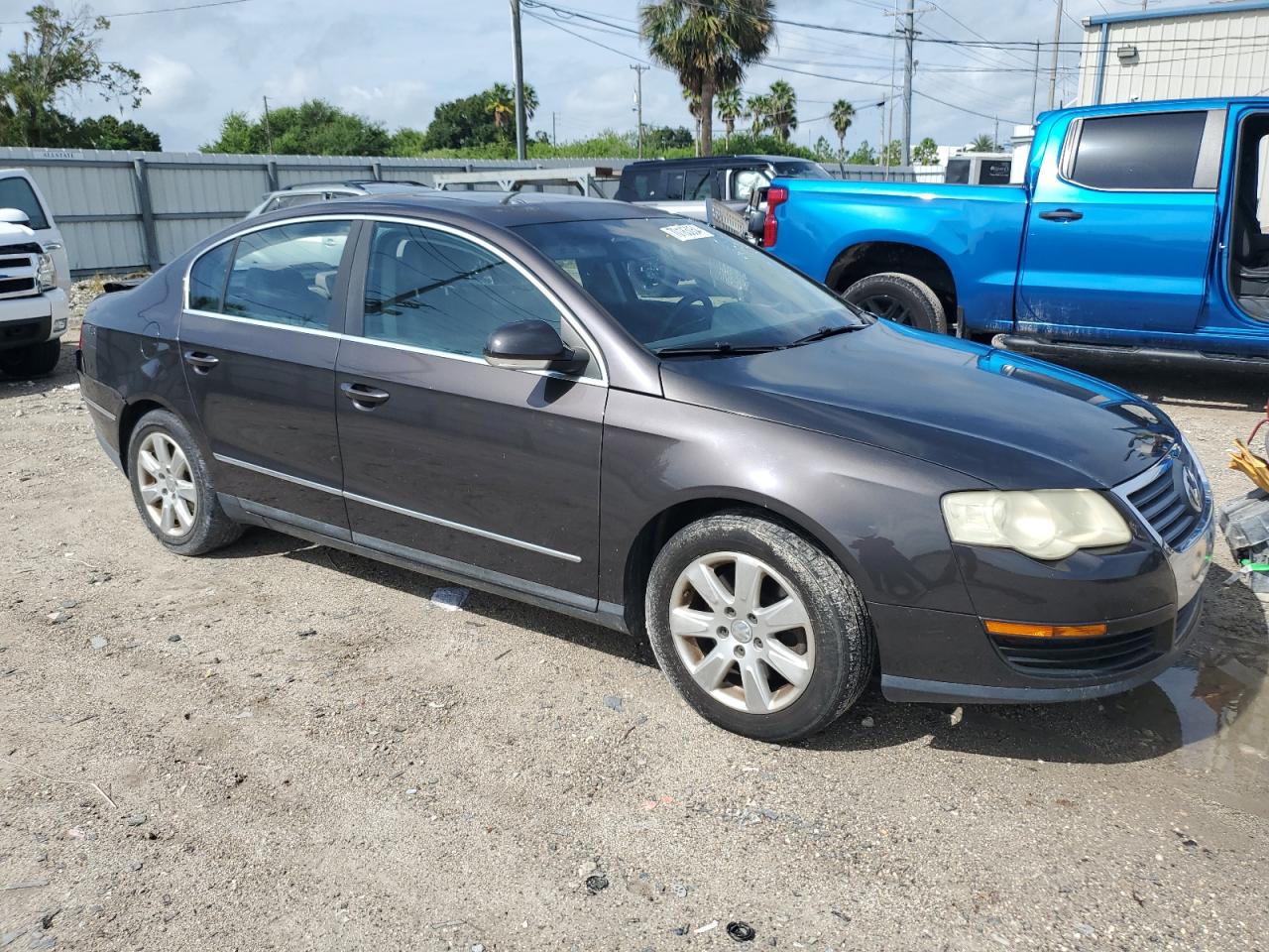 2006 Volkswagen Passat 2.0T Luxury VIN: WVWEK73C06P164895 Lot: 70183054