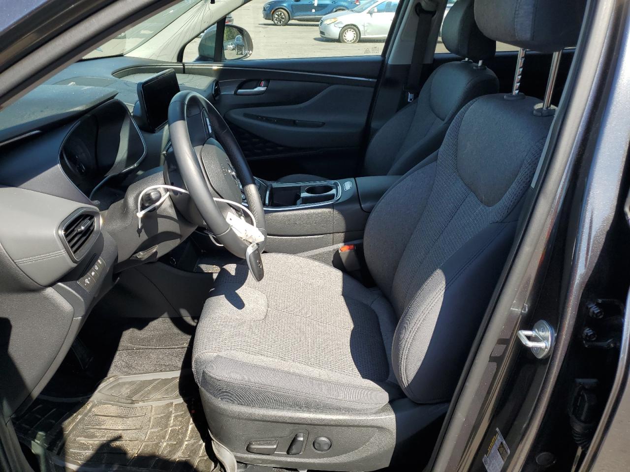 2023 Hyundai Santa Fe - Image 7