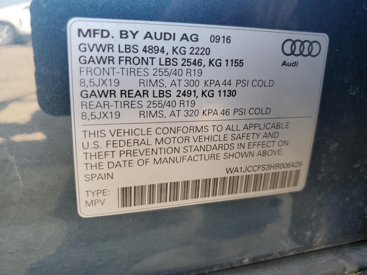 WA1JCCFS3HR006429 2017 Audi Q3 Premium Plus