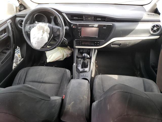 Hatchbacks TOYOTA COROLLA 2017 Green
