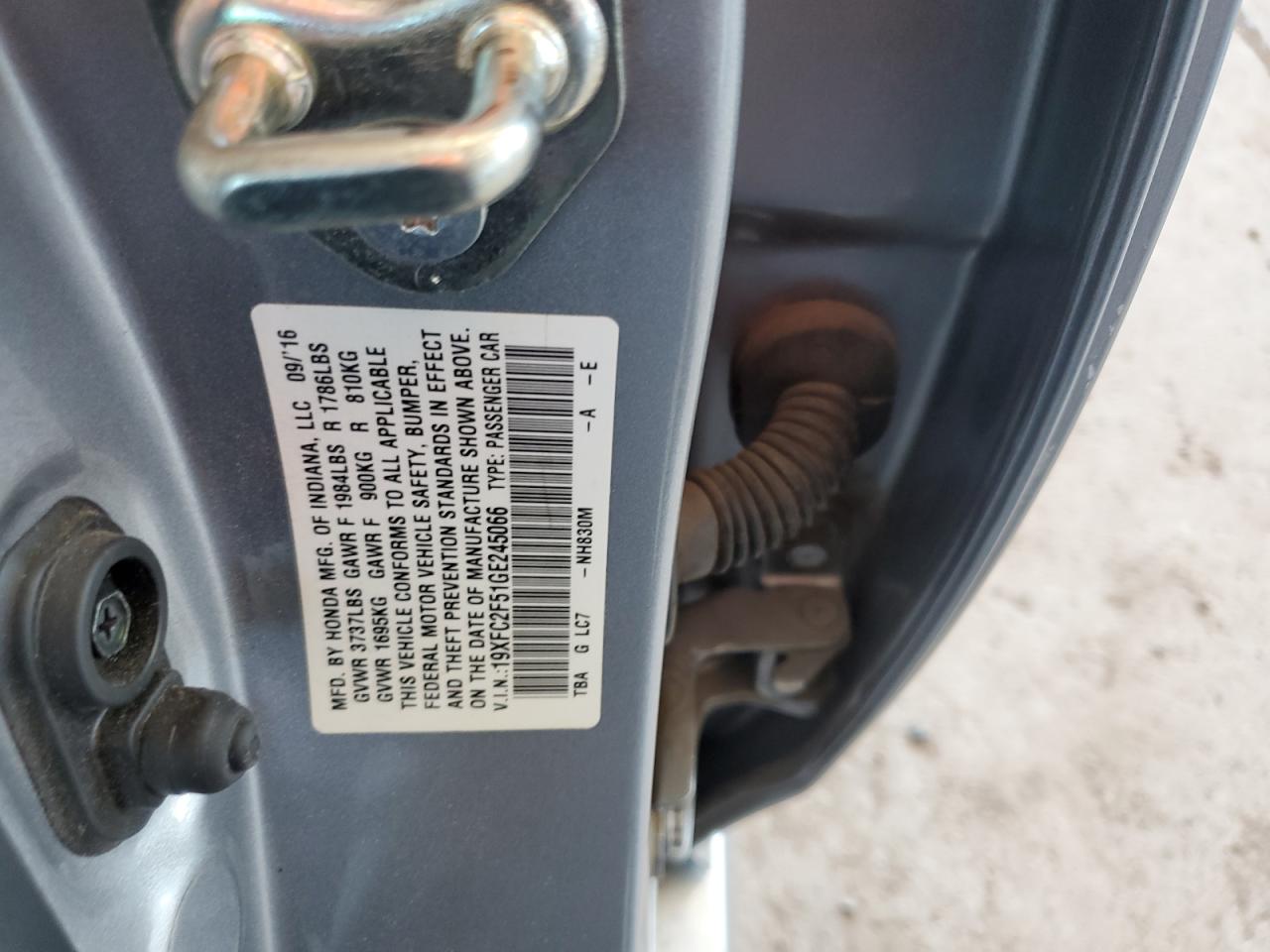 19XFC2F51GE245066 2016 Honda Civic Lx