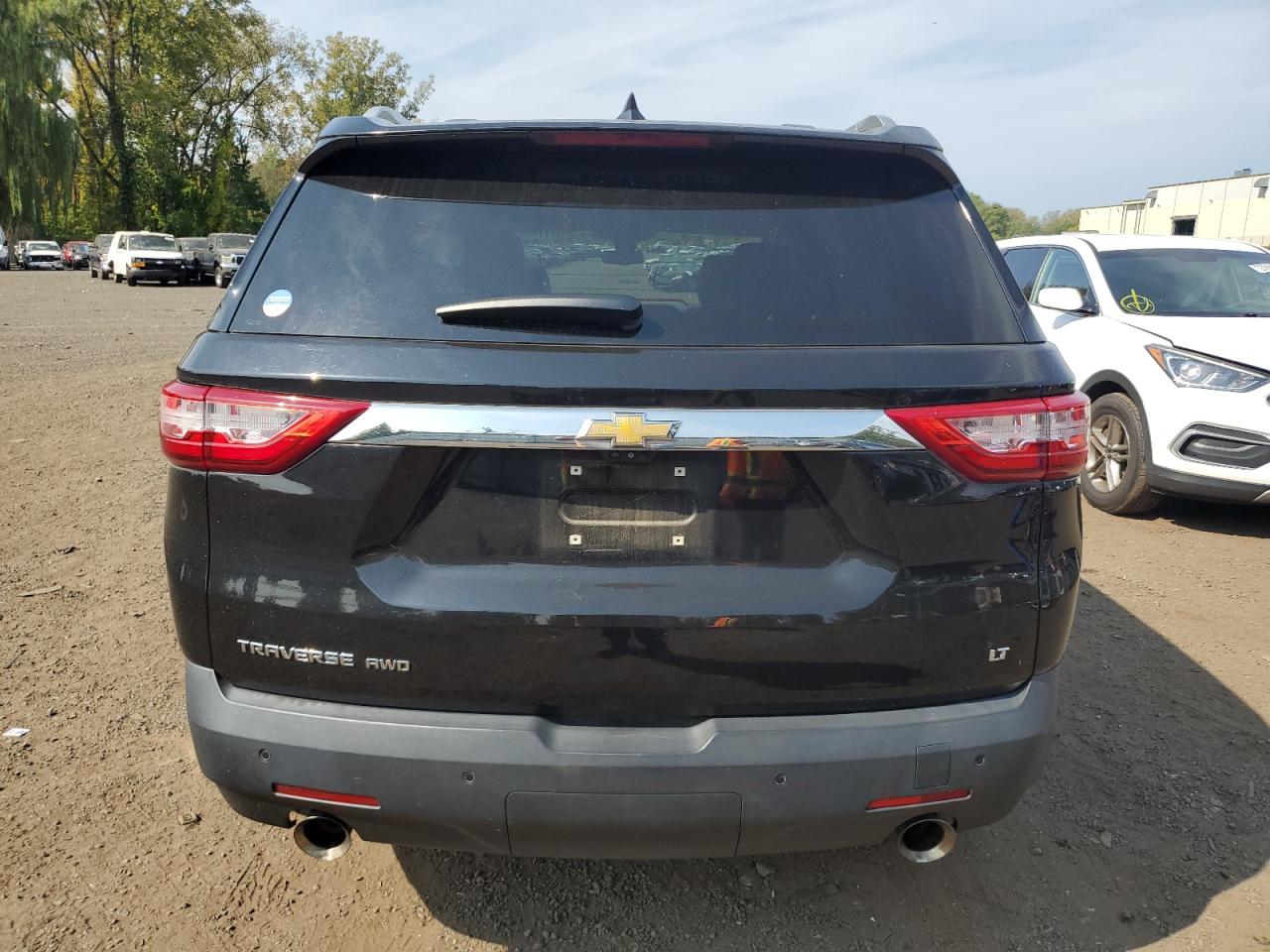 1GNEVHKWXJJ144987 2018 Chevrolet Traverse Lt