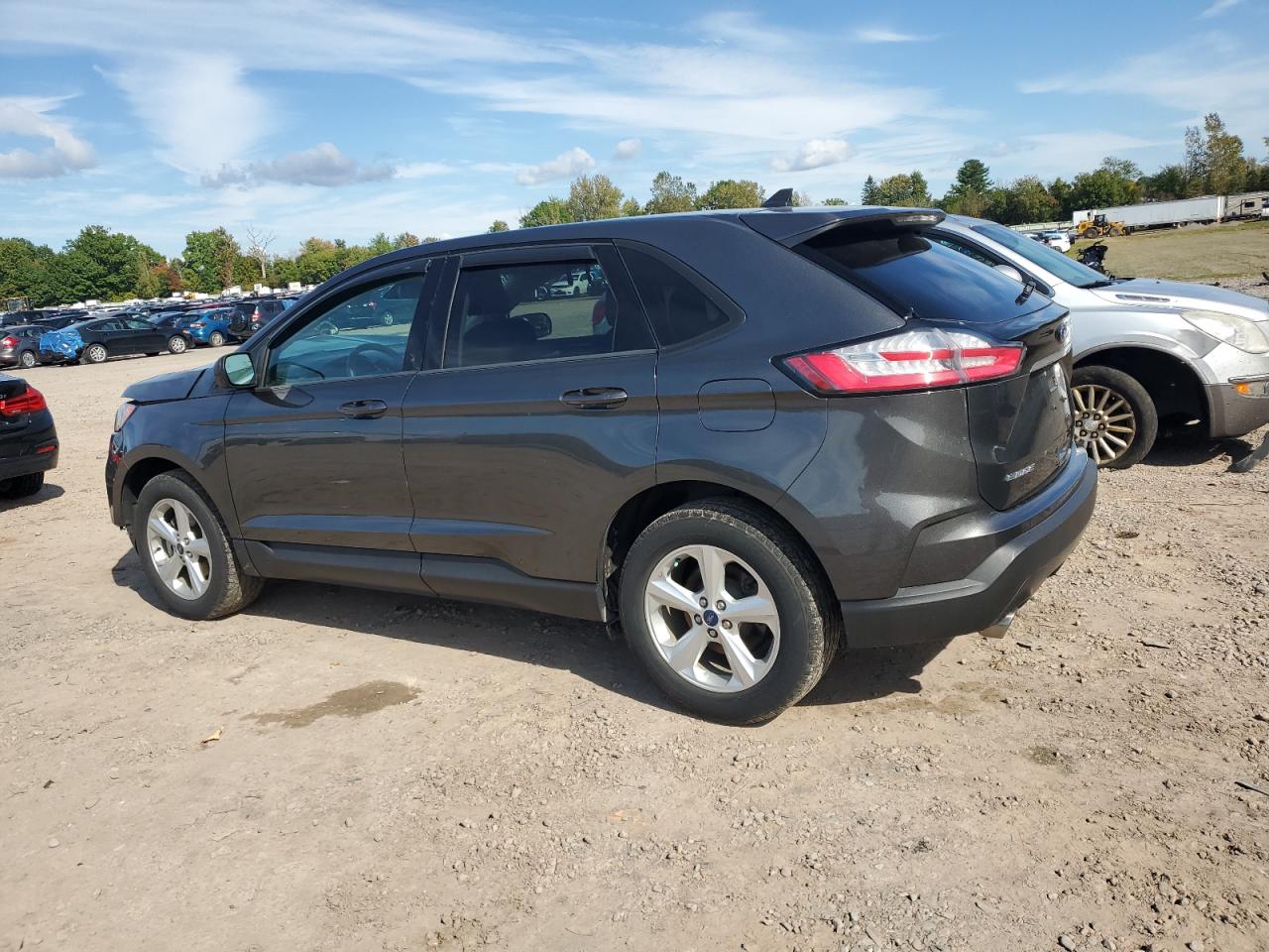 2FMPK3G9XKBC47506 2019 FORD EDGE - Image 2