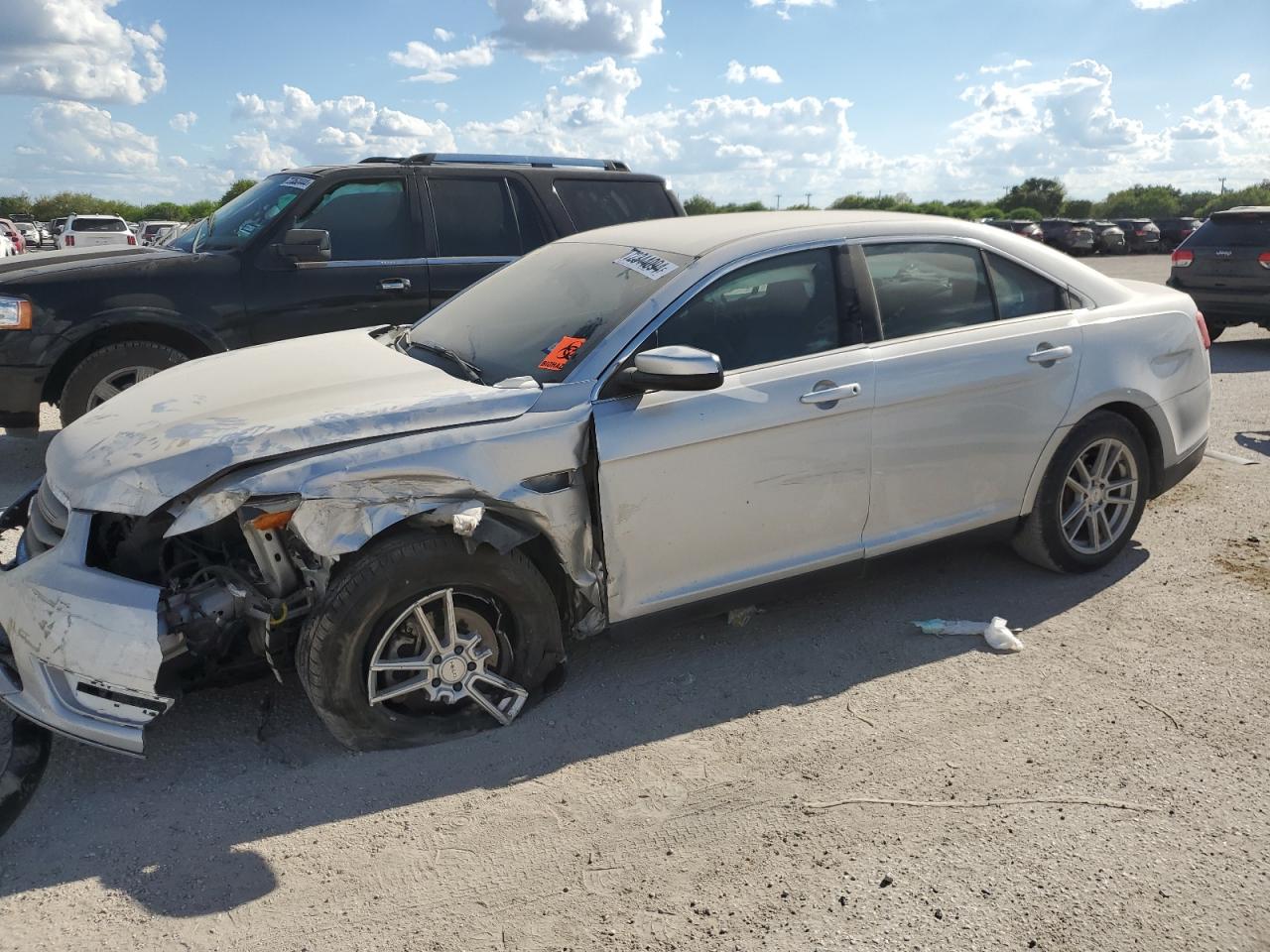 2013 FORD TAURUS