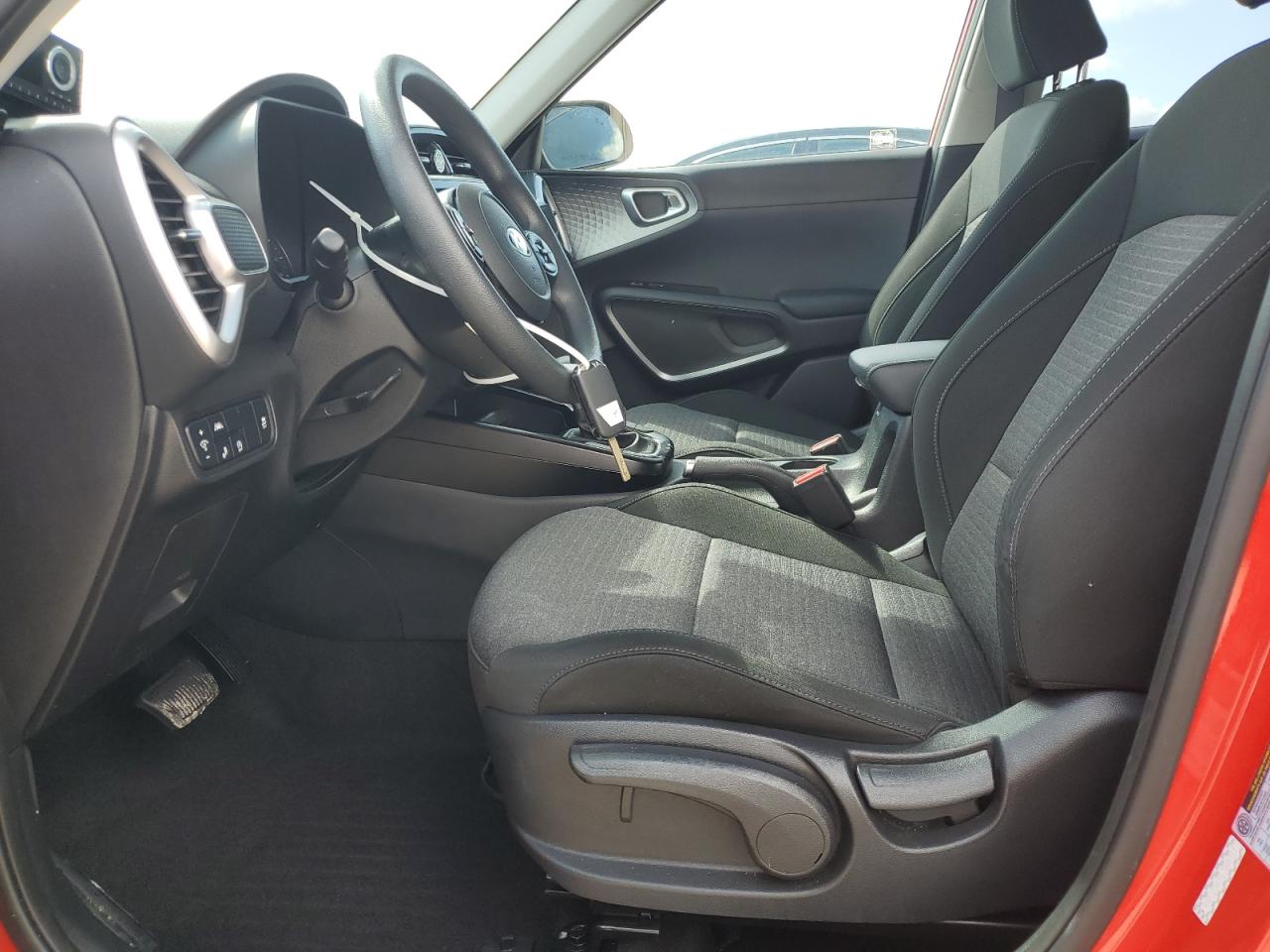 2020 Kia Soul Lx VIN: KNDJ23AU7L7001711 Lot: 77211474