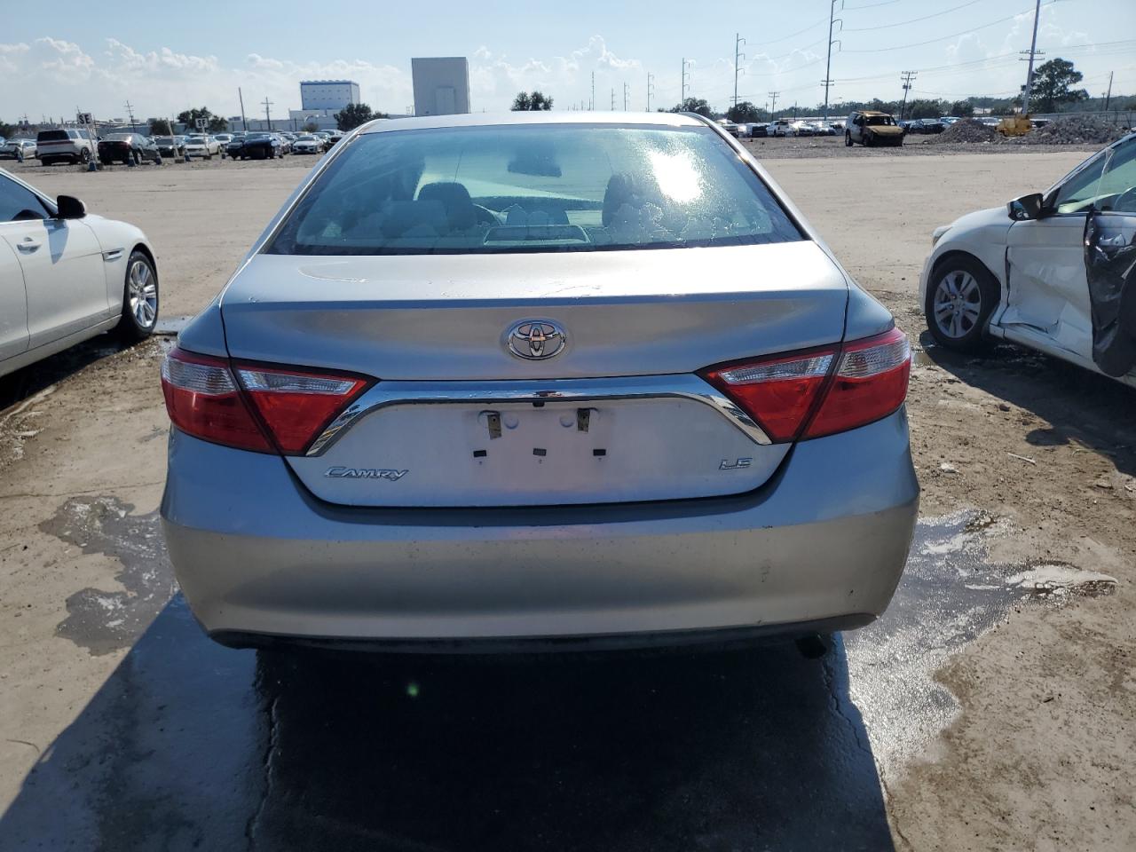 2017 Toyota Camry Le VIN: 4T1BF1FK7HU711829 Lot: 72275364