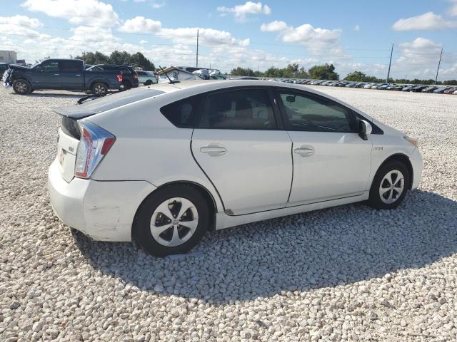  TOYOTA PRIUS 2013 Белы