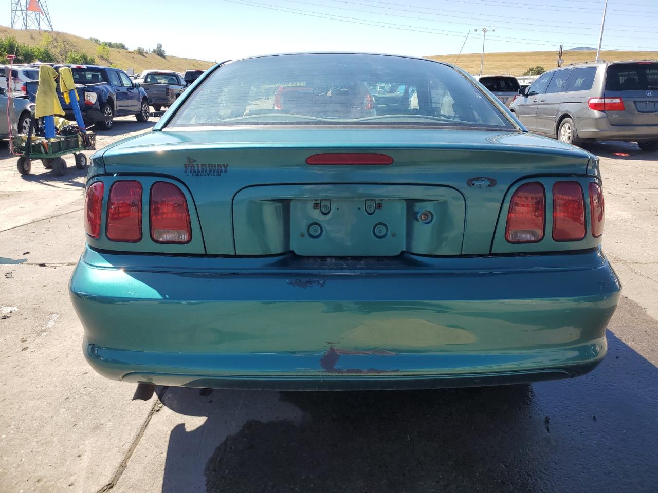 1998 Ford Mustang VIN: 1FAFP4040WF135152 Lot: 72238694