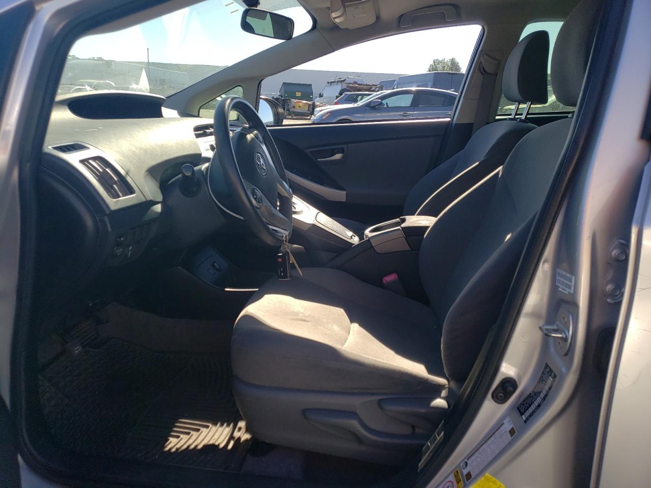 2012 Toyota Prius - Image 7