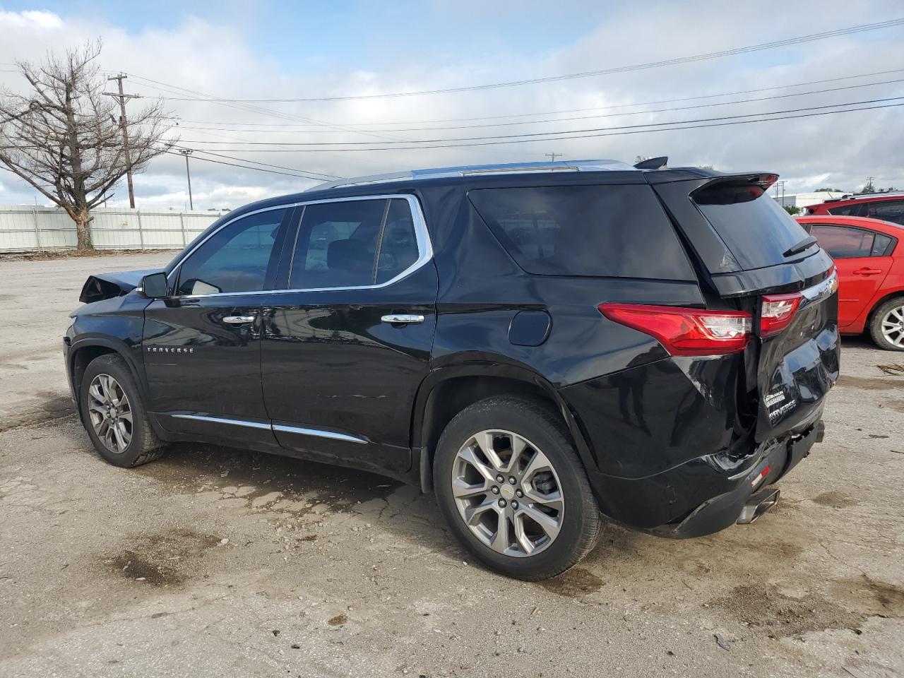2018 Chevrolet Traverse - Image 2