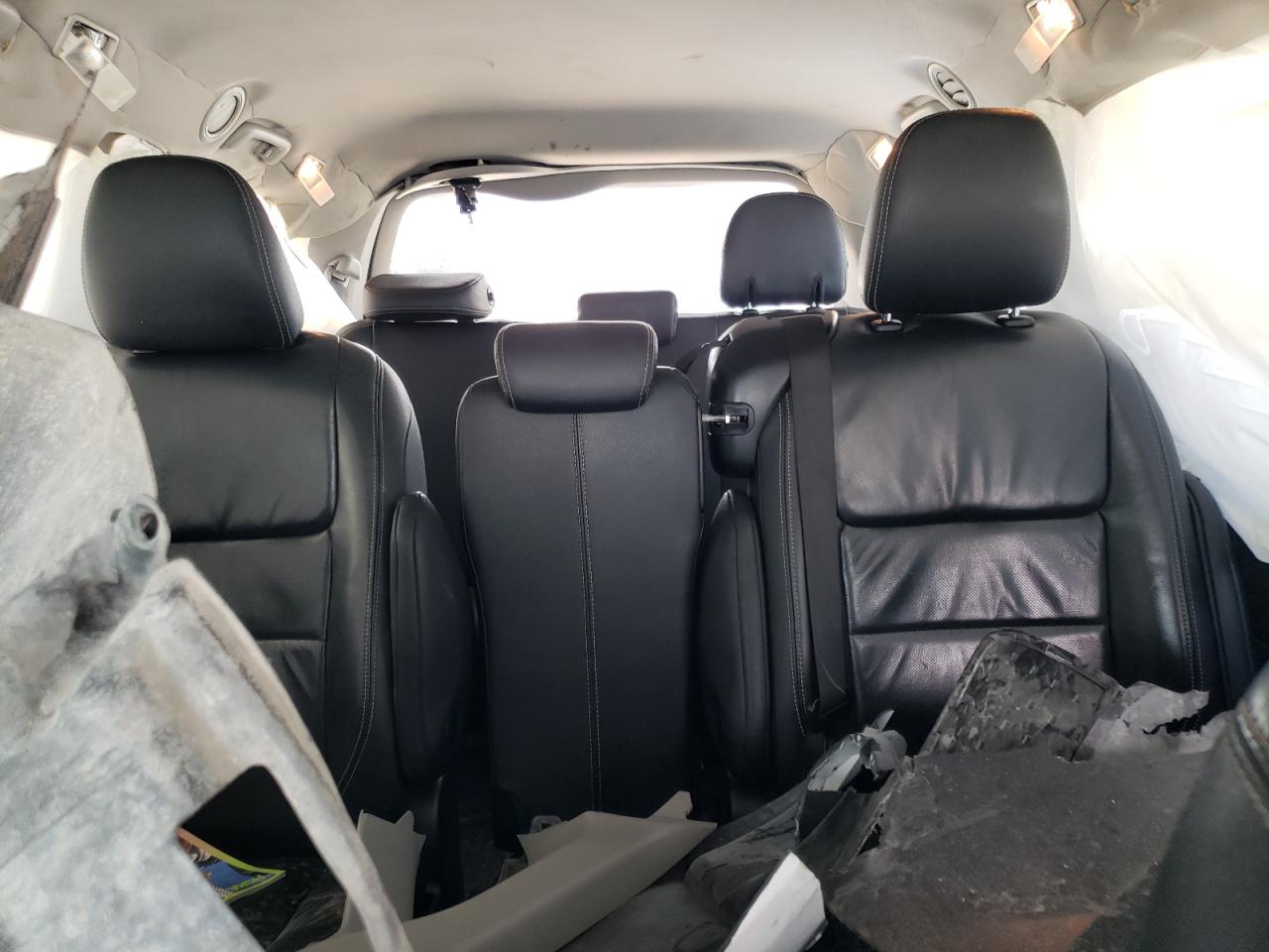 2015 Toyota Sienna - Image 10