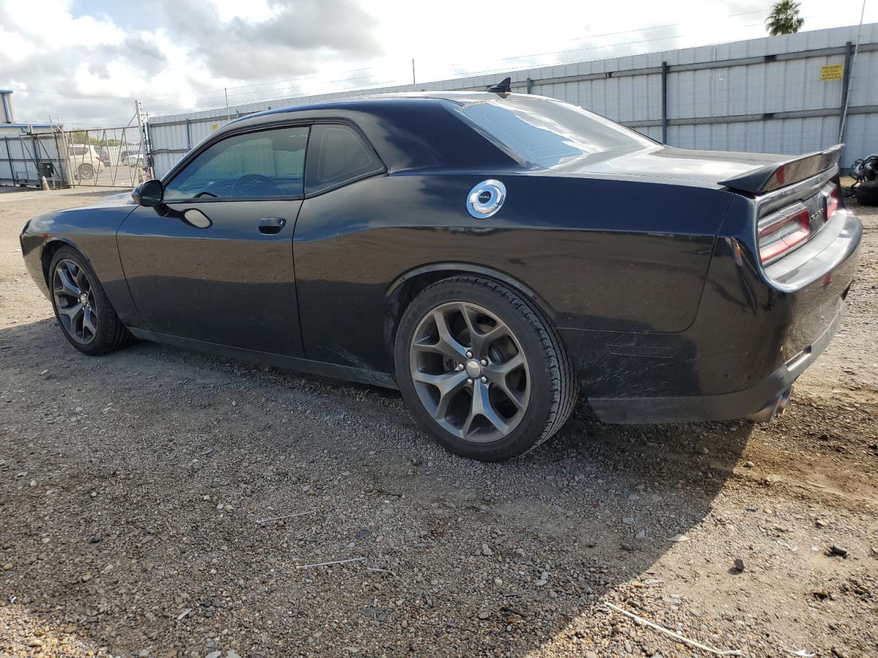 2C3CDZBG3FH823210 2015 DODGE CHALLENGER - Image 2