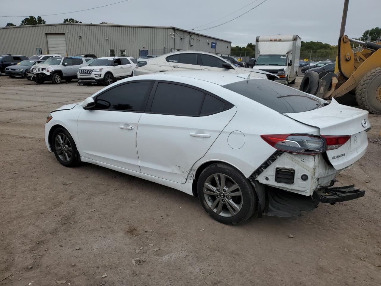 5NPD84LF0HH125340 2017 HYUNDAI ELANTRA - Image 2