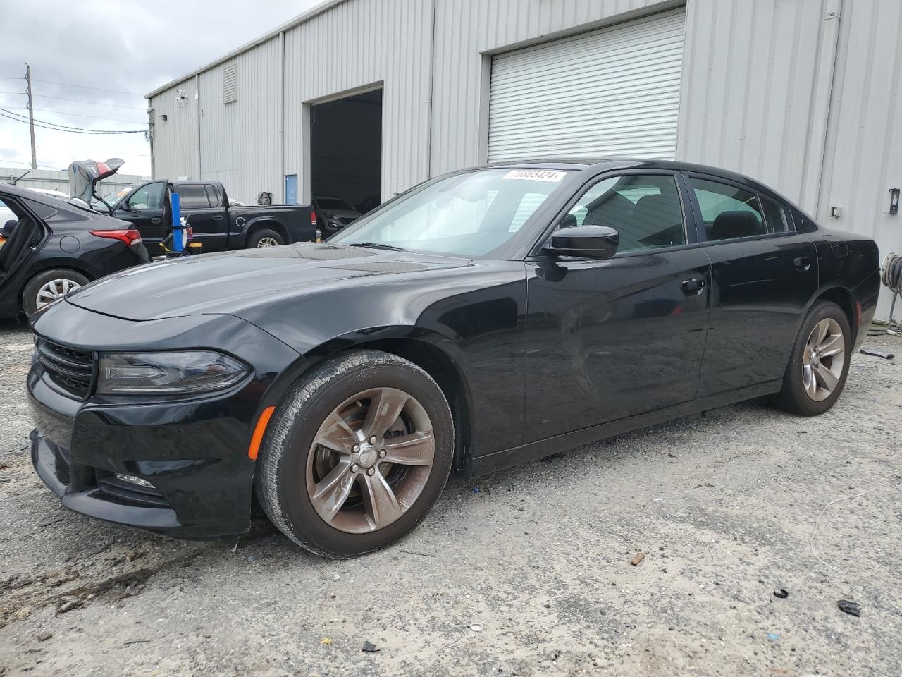 2C3CDXHG1HH520781 2017 DODGE CHARGER - Image 1