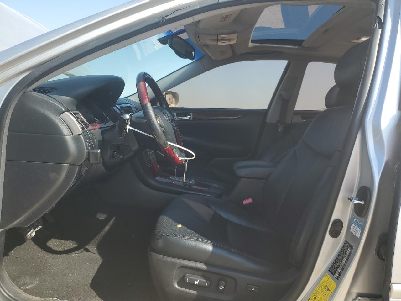 2005 Lexus Es 330 VIN: JTHBA30G755113635 Lot: 71824104