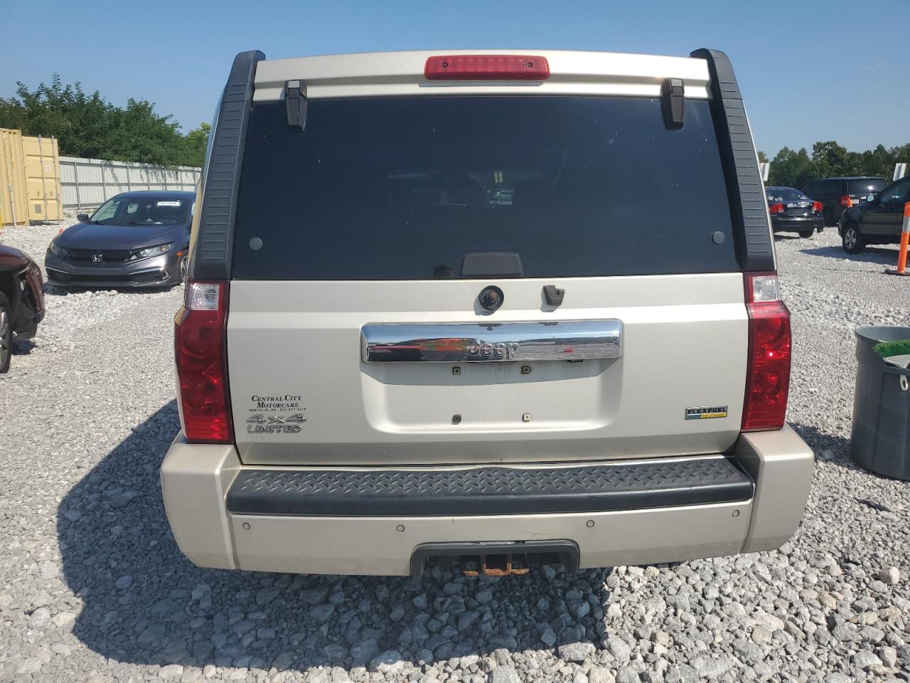 2007 Jeep Commander Limited VIN: 1J8HG58P27C702528 Lot: 71093934