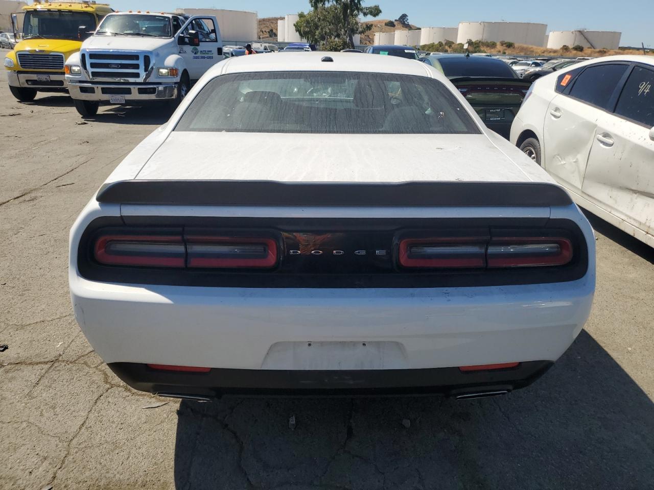 2C3CDZAG5HH548993 2017 Dodge Challenger Sxt