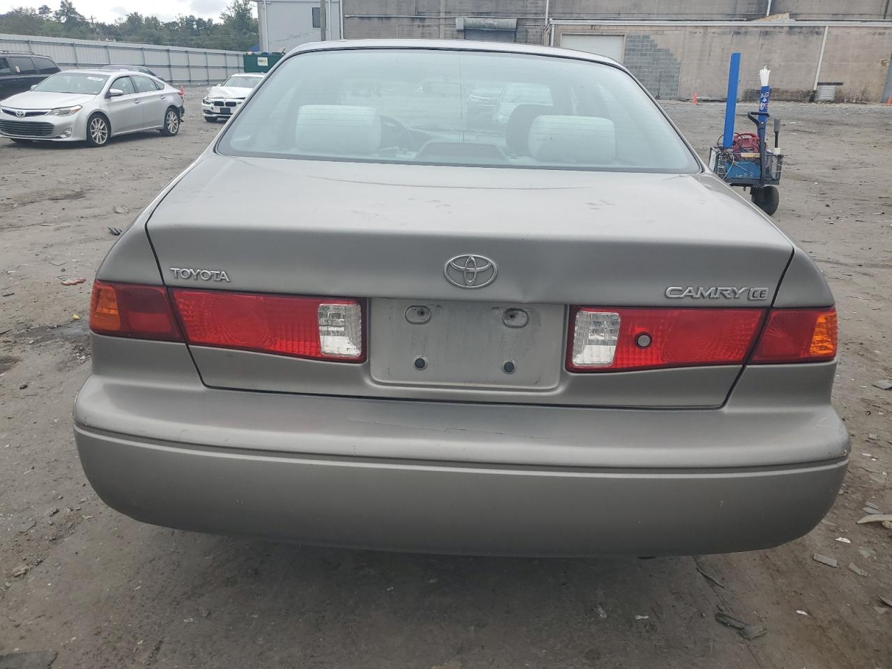 2000 Toyota Camry Ce VIN: 4T1BG22KXYU681492 Lot: 72703574