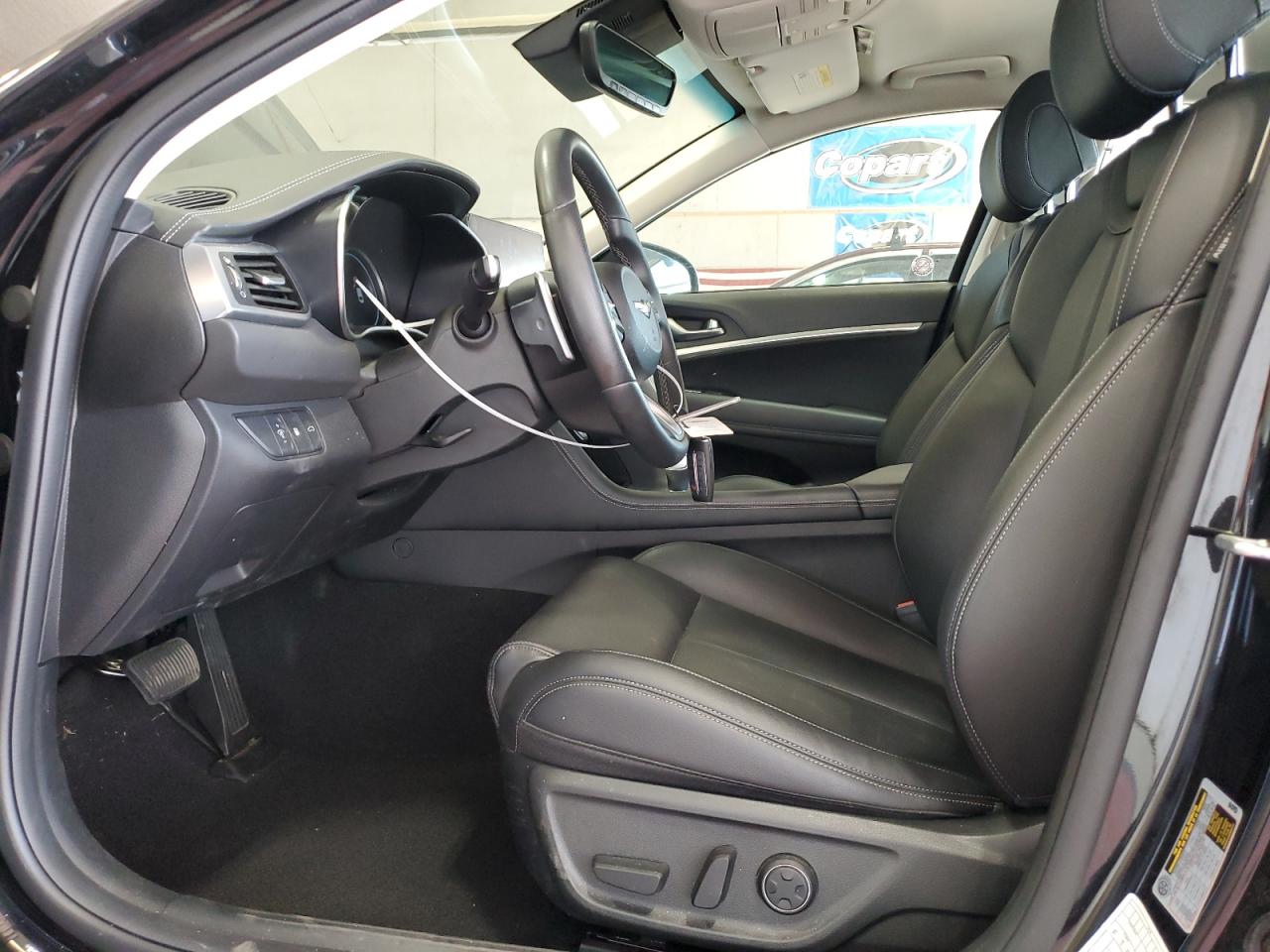 2023 Genesis G70 - Image 7