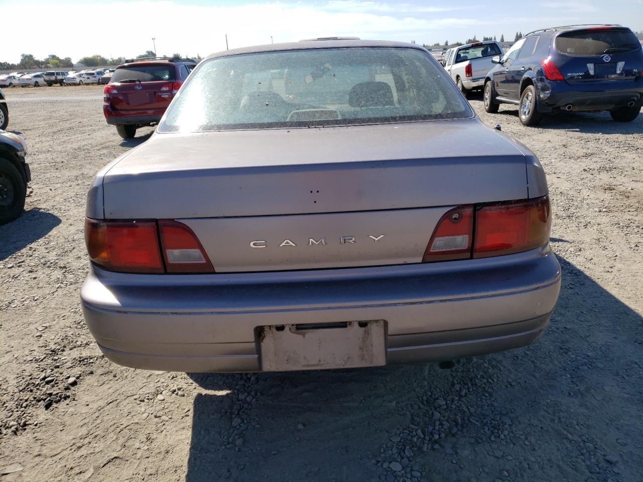 1995 Toyota Camry Le VIN: 4T1GK12W8SU067596 Lot: 72091174