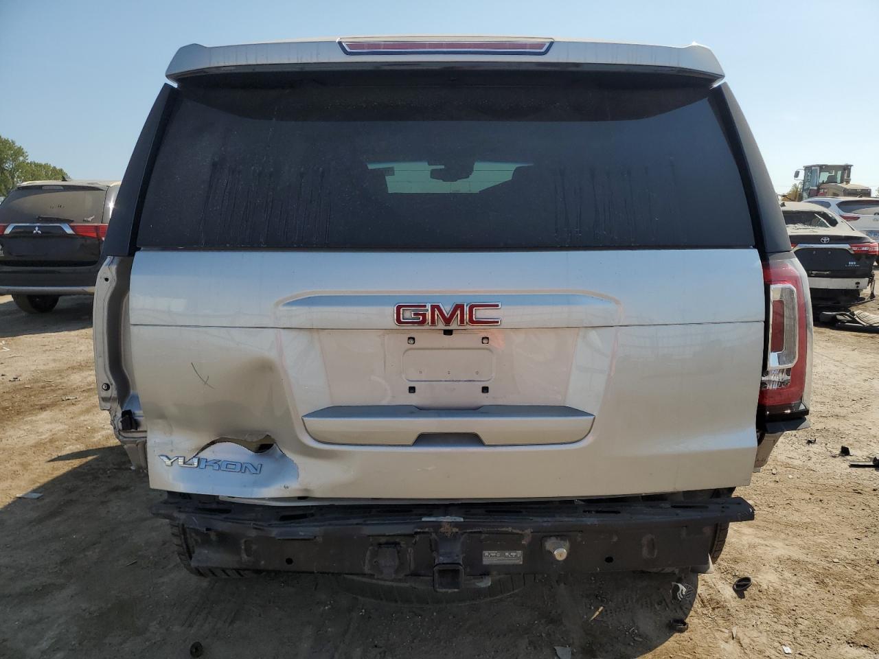 1GKS2BKC7JR102760 2018 GMC Yukon Slt