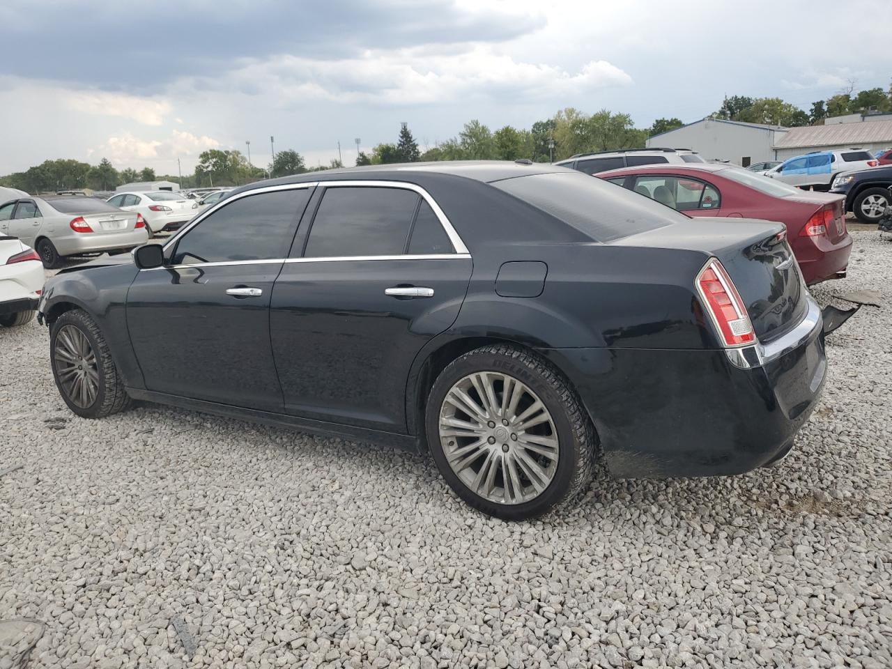 2011 Chrysler 300 - Image 2