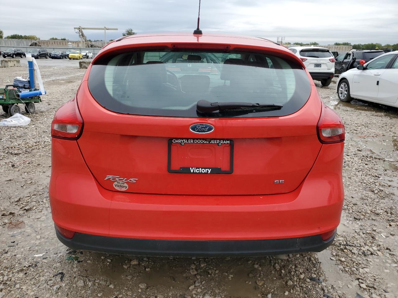 2015 Ford Focus Se VIN: 1FADP3K21FL302861 Lot: 72136984