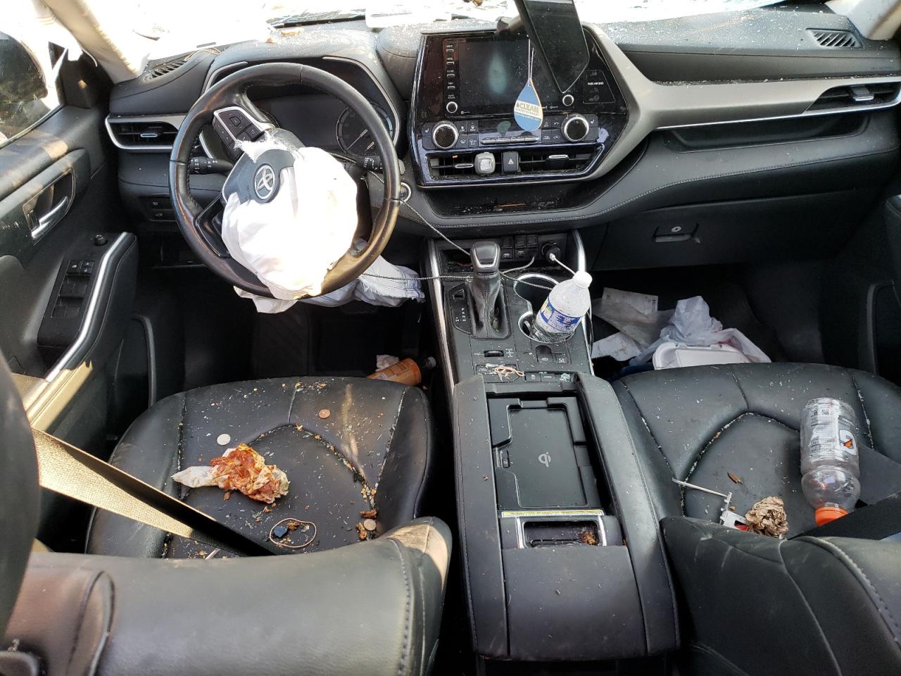 2021 Toyota Highlander - Image 8