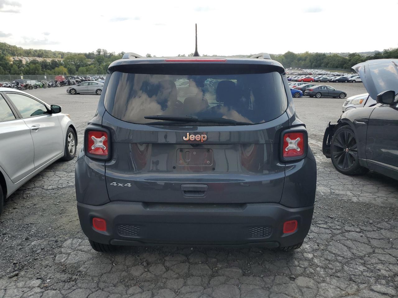 ZACNJDB10PPP61600 2023 Jeep Renegade Latitude