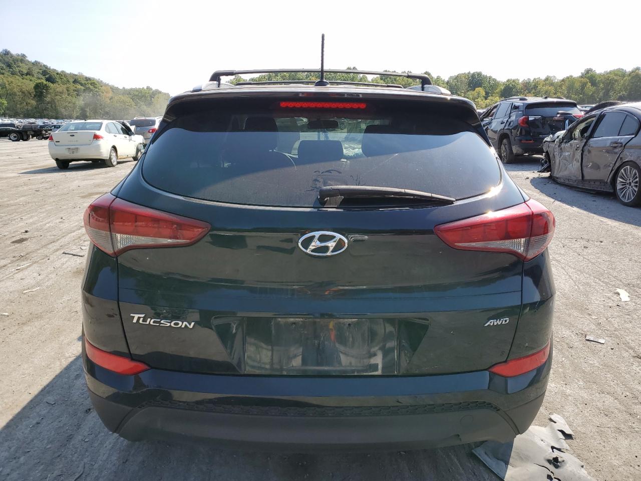 KM8J3CA44GU246739 2016 Hyundai Tucson Limited