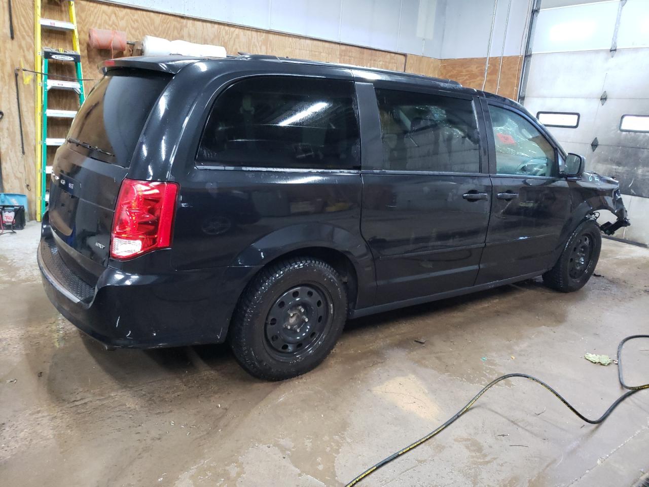 2C4RDGBG3FR732054 2015 Dodge Grand Caravan Se